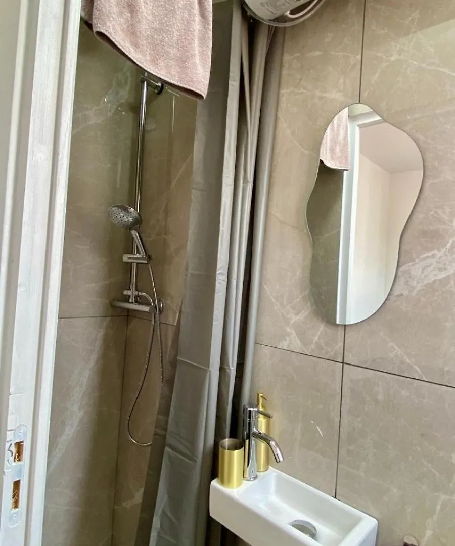 Lägenhet Nouveau Appartement Carre D'Or Nice