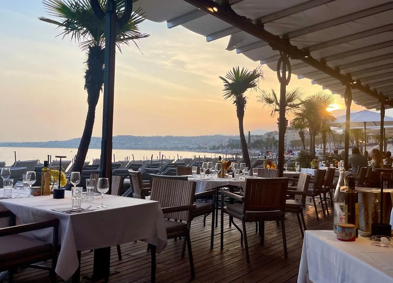 Nouveau Appartement Carre D'Or Nice Lägenhet