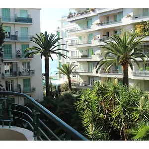  Apartment - Promenade Des